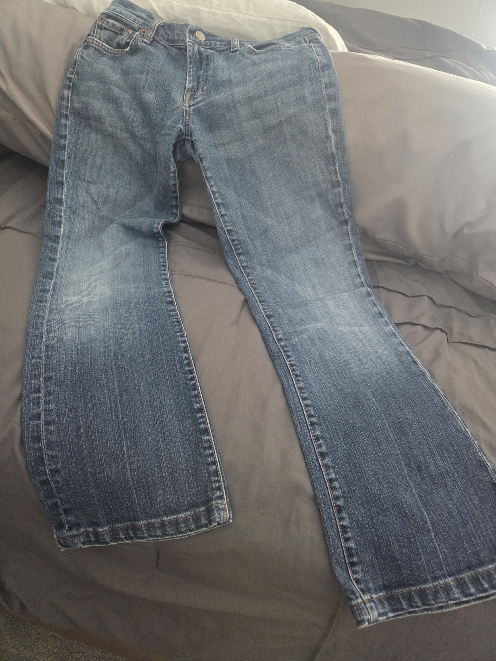 7 For All Mankind Women's Medium Wash Blue Bootcut Jeans